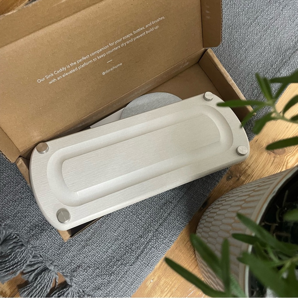 Dorai Sandstone Sink Caddy brand new in box - Picture 2 of 7